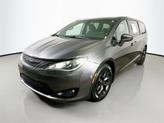 Thumbnail of 2019 Granite Crystal Metallic Clearcoat Chrysler Pacifica