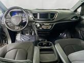 Thumbnail of 2019 Granite Crystal Metallic Clearcoat Chrysler Pacifica