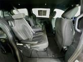 Thumbnail of 2019 Granite Crystal Metallic Clearcoat Chrysler Pacifica