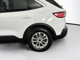 Thumbnail of 2020 OXFORD WHITE Ford Escape