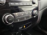 Thumbnail of 2017 White Nissan Rogue