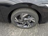 Thumbnail of 2025 Black Hyundai ELANTRA