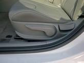 Thumbnail of 2025 White Hyundai ELANTRA