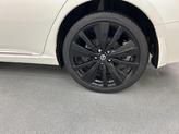 Thumbnail of 2022 Pearl White Tricoat Nissan Altima