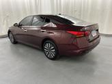 Thumbnail of 2024 Garnet Pearl Metallic Nissan Altima