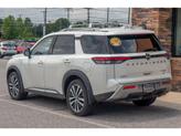 Thumbnail of 2022 Pearl White Tricoat Nissan Pathfinder