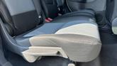 Thumbnail of 2017 Oxford White Ford Escape