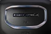 Thumbnail of 2024 Onyx Black GMC Yukon XL