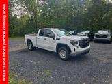 Photo of 2023 Summit White GMC Sierra 1500