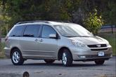 Thumbnail of 2005 Champagne Toyota Sienna