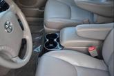 Thumbnail of 2005 Champagne Toyota Sienna