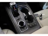 Thumbnail of 2019 Crystal White Tricoat Cadillac XT4