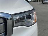 Thumbnail of 2017 White Frost Tricoat GMC Acadia
