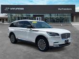 Thumbnail of 2020 White Lincoln Aviator