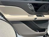 Thumbnail of 2020 White Lincoln Aviator