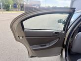 Thumbnail of 2004 Light Almond Pearl Metallic Clearcoat Chrysler Sebring