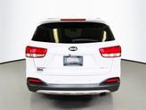 Thumbnail of 2017 Snow White Pearl Kia Sorento