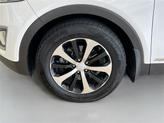 Thumbnail of 2017 Snow White Pearl Kia Sorento
