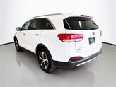 Thumbnail of 2017 Snow White Pearl Kia Sorento