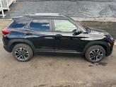 Thumbnail of 2024 Mosaic Black Metallic Chevrolet Trailblazer