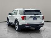 Thumbnail of 2022 Star White Ford Explorer