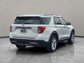 Thumbnail of 2022 Star White Ford Explorer