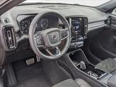Thumbnail of 2022 Glacier Silver Metallic Volvo XC40
