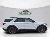 Thumbnail of 2025 White Metallic Ford Explorer