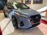 Thumbnail of 2022 Boulder Gray Pearl Nissan Kicks