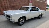 Thumbnail of 1966 White Pontiac GTO