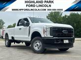 Photo of 2025 Oxford White Ford F-250