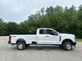 Thumbnail of 2025 Oxford White Ford F-250