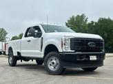 Thumbnail of 2025 Oxford White Ford F-250