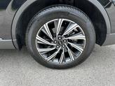Thumbnail of 2025 Infinite Black Metallic Clearcoat Lincoln Aviator