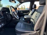 Thumbnail of 2023 Onyx Black GMC Yukon XL