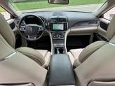 Thumbnail of 2017 Palladium White Gold Metallic Lincoln Continental