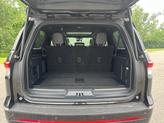 Thumbnail of 2024 Infinite Black Metallic Clearcoat Lincoln Navigator