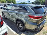 Thumbnail of 2017 Jade Metallic Toyota Highlander