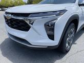 Thumbnail of 2025 Summit White Chevrolet Trax