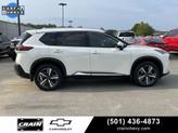 Thumbnail of 2023 Pearl White Tricoat Nissan Rogue