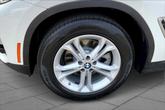 Thumbnail of 2020 Alpine White BMW X3
