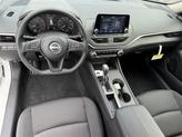 Thumbnail of 2025 Pearl White Tricoat Nissan Altima