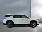 Thumbnail of 2026 Polar White Tricoat Chevrolet Traverse
