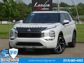 Photo of 2022 White Diamond Mitsubishi Outlander