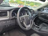 Thumbnail of 2017 Predawn Gray Mica Toyota Highlander Hybrid