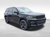 Photo of 2025 Diamond Black Jeep Grand Cherokee L