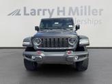 Thumbnail of 2025 Granite Crystal Clearcoat Metallic Jeep Wrangler