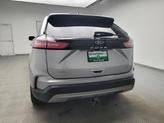 Thumbnail of 2022 Iconic Silver Metallic Ford Edge