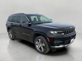 Photo of 2025 Diamond Black Crystal Pearlcoat Jeep Grand Cherokee L