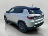 Thumbnail of 2025 Silver Zynith Metallic Clearcoat Jeep Compass